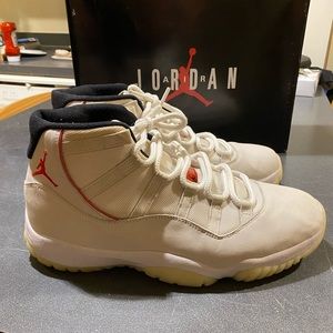 Mens Size 13 Jordan 11 “Platinum Tint”